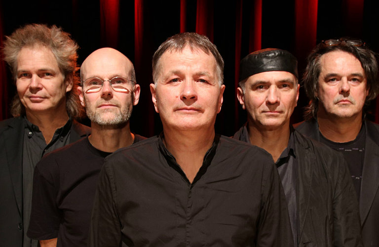 Pressefoto von Thomas Rühmann mit seiner Band