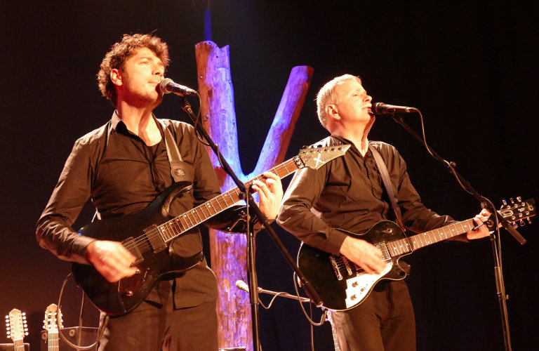 Thomas Rühmann und Reentko Dirks spielen Neil Young- und Gundermann- Musik