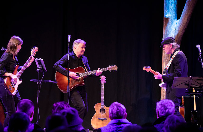 Thomas Rühmann, Monika Herold und Jürgen Ehle spielen ihr Sixto Rodriguez Tribute 'Sugar Man'