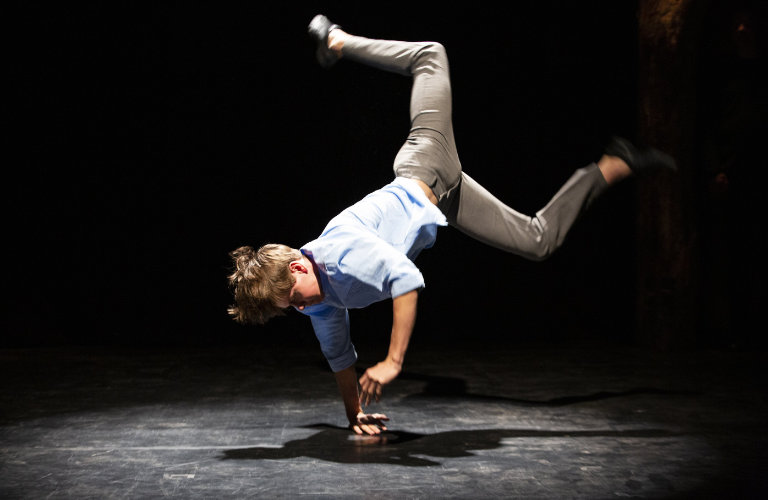 Thomas Rühmann mit Holger Daemgen bei einer Lesung von 'Fiese Fabeln'