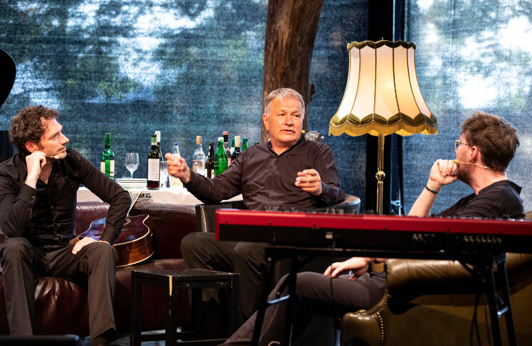 Thomas Rühmann, Reentko Dirks und Clemens Christian Poetzsch spielen ihr Tom Waits Tribute