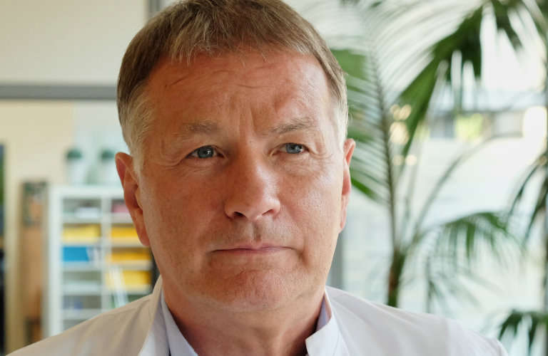 Thomas Rühmann spielt Dr. Heilmann